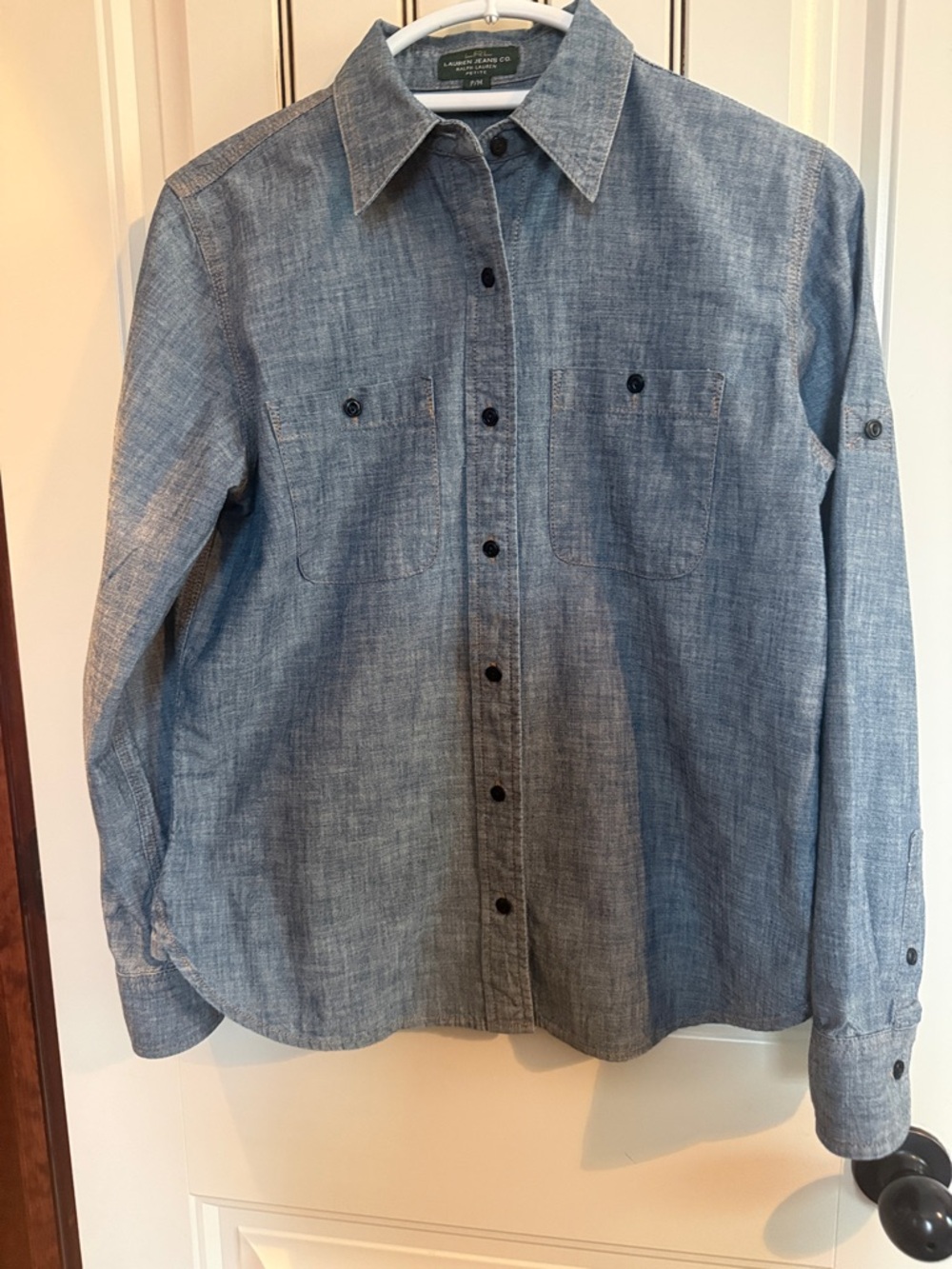 Ralph Lauren Chambray Blue Button Down Shirt in Great Condition. Classic/Casual.